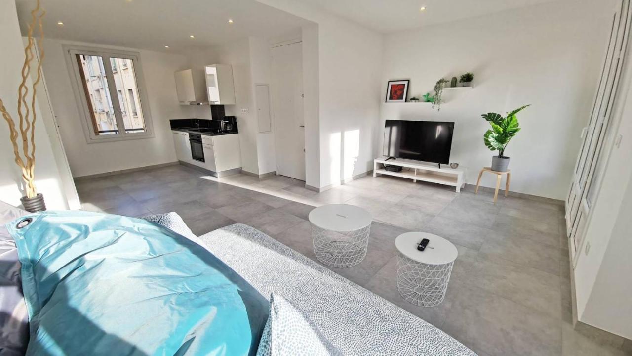 Maxbnb - T2 Balcon 50M2 - Climatise - Ouest - Toulon Eksteriør bilde